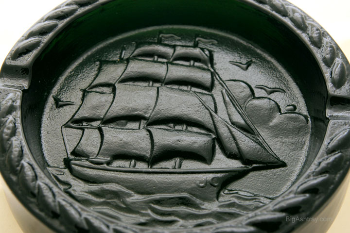 Fenton Art Glass Rose pattern ashtray from the 1960s - Image 5