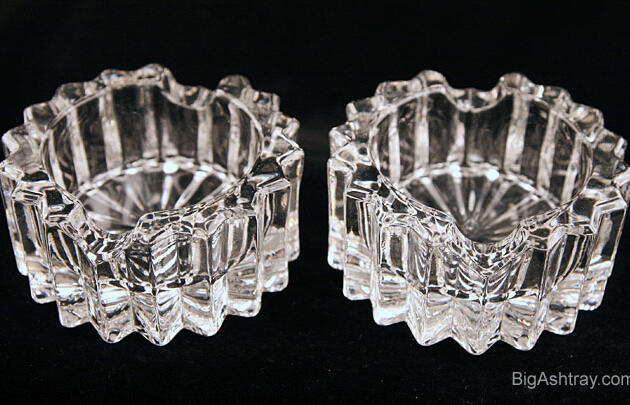 Elegant Heisey Crystal Ridgeleigh Vintage Ashtray Set