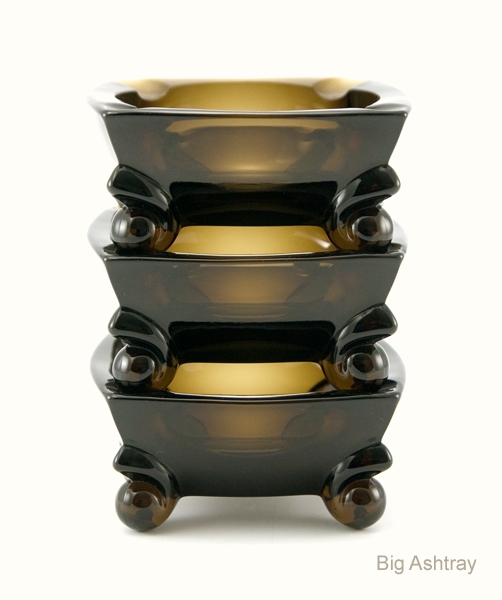 Quality Glass Ashtrays by Duncan Miller in Chestnut - Image 3