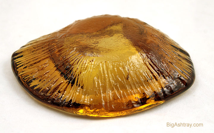 Glowing Amber Volcano Art Glass Ash Bowl by Blenko - Image 3