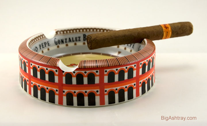 Gonzalez Byass Bullfight Arena Cigar Ashtray - Image 4