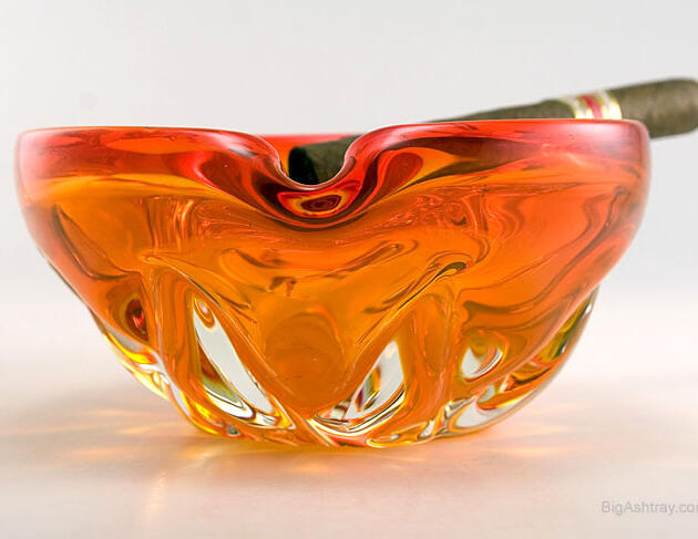 Hand-Made Crystal Persimmon Ash Bowl