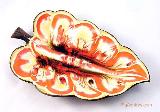 Hawaiian Leaf Organic Ashtray by Treasure Craft