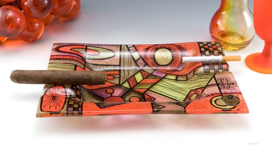 Modernist Higgins Glass Sunset Graphic Art Ashtray - Image 6