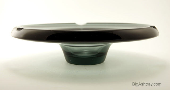 High Quality Crystal Cigar Lounge Ashtray Weighs 11 lbs - Image 3