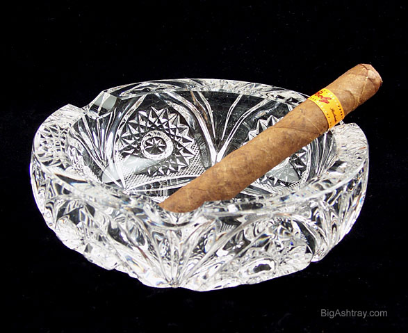 Hobstar and Web Cut Crystal Cigar Ashtray