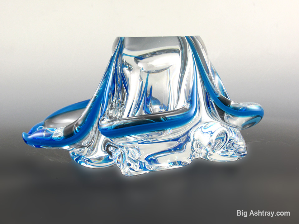 Dazzling Amber Crystal Ashtray Mid-Century Modern High Quality - Image 11