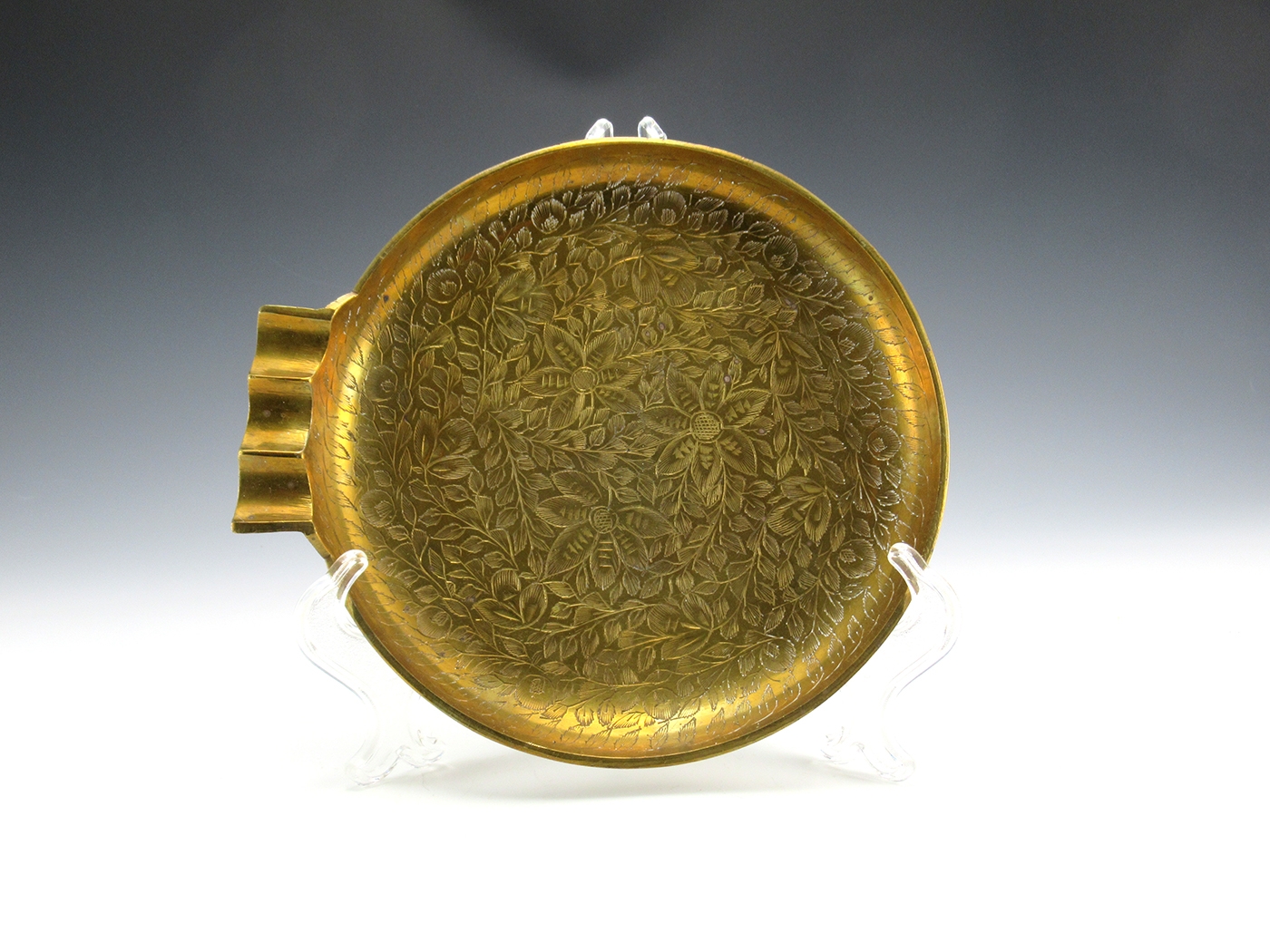Large Cigar Ashtray Brass Engraved Decor Hand-Made India