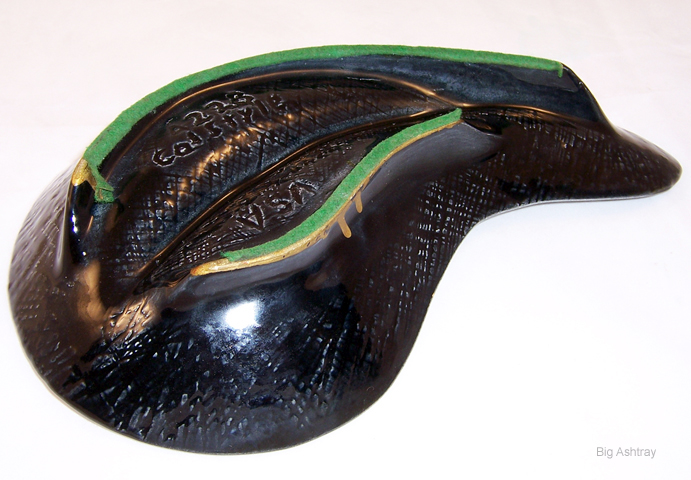 Beautiful Lava Glazed Kidney Bean Ashtray - Image 2
