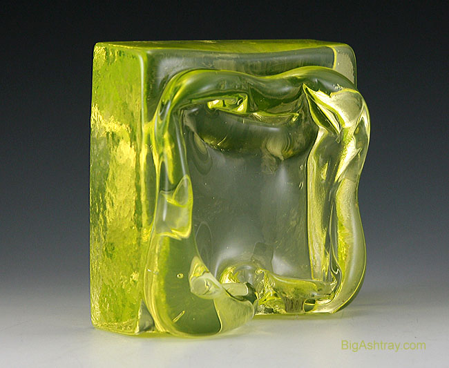 Livio Seguso Uranium Vaseline Art Glass Ashtray - Image 3