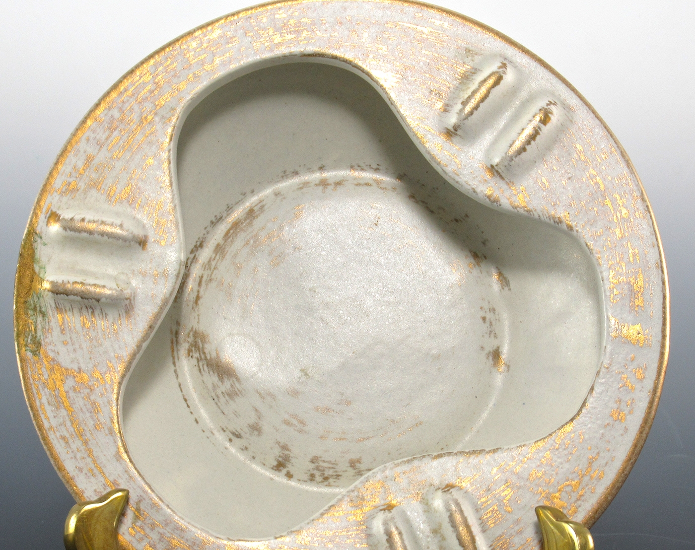 Royal Haeger Ashtray in Gold Tweed 22K Gold Decor - Image 2