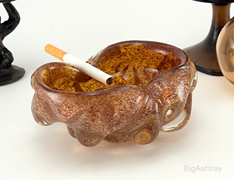 Antique Venetian Glass Ash Bowl with Gold Flake - Image 5
