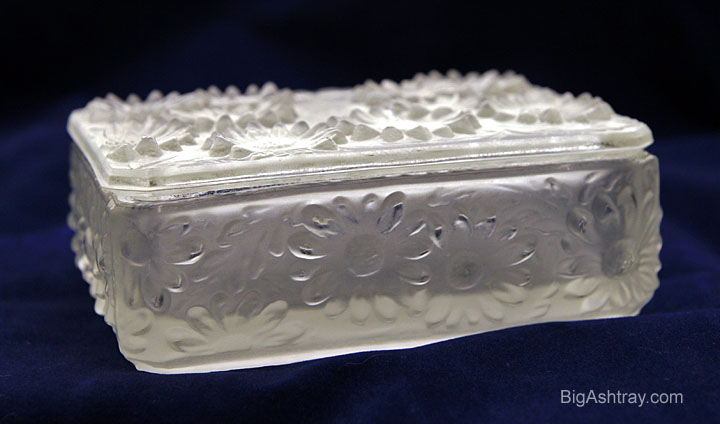 Marguerites Carved Glass Rosice Stash Box - Image 2