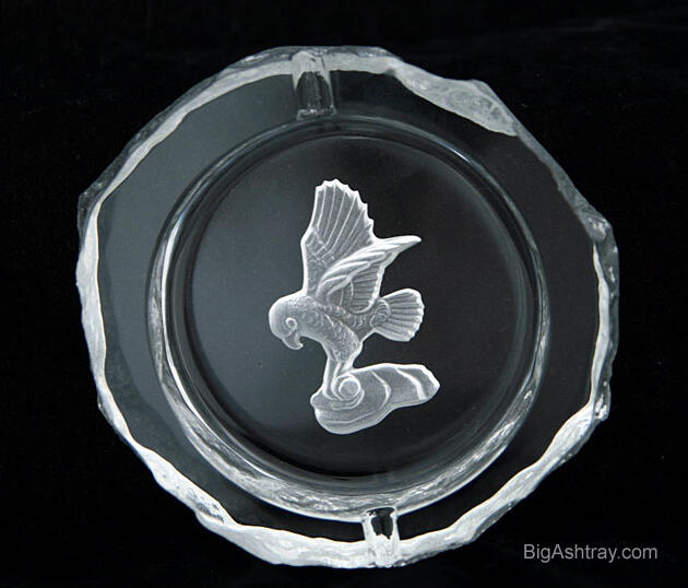 Mats Jonasson Nordic Glass Wildlife Ashtray