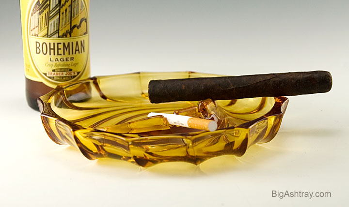 Mod Vintage Amber Glass Smoking Ashtray - Image 2