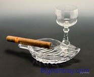 Modern Crystal Single Rest Cigar Leaf Ashtray - Image 3