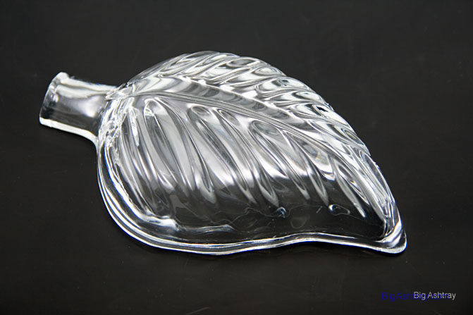 Modern Crystal Single Rest Cigar Leaf Ashtray - Image 2