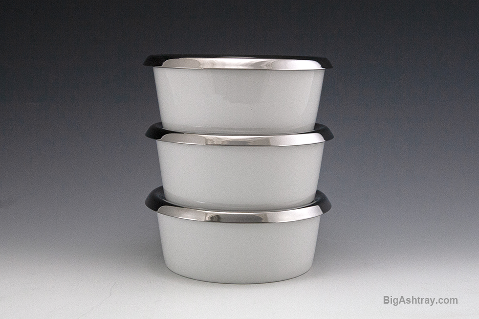 Modernist Ashtray Bauhaus Design Made in Germany - Image 3