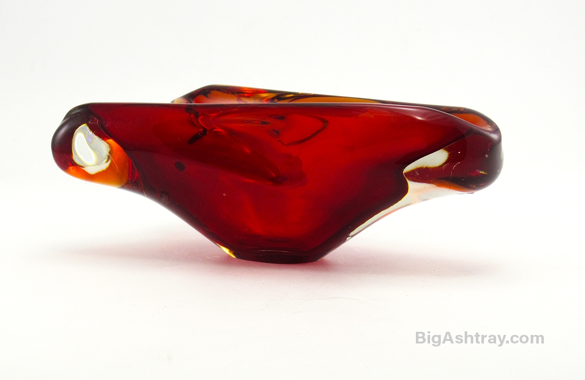 Murano Art Glass Mid 20th Century Cased Glass Cigar Bowl - Image 3