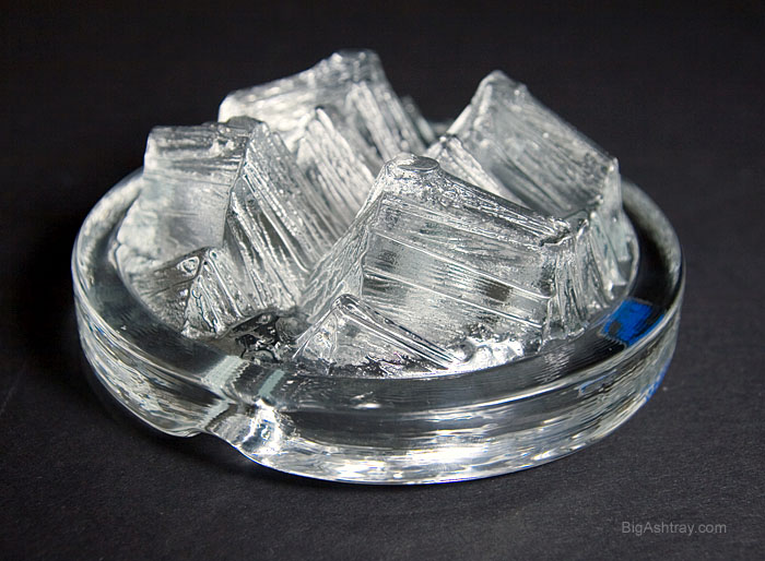 Nybro Swedish Crystal Modern Art Ashtray - Image 2