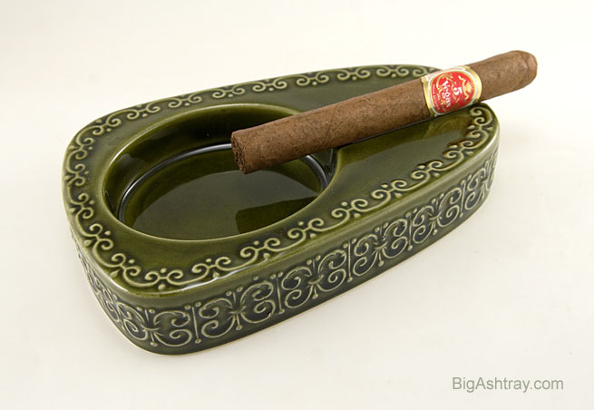 Portuguese Vintage Ceramic Single Cigar Rest and Ash Receiver