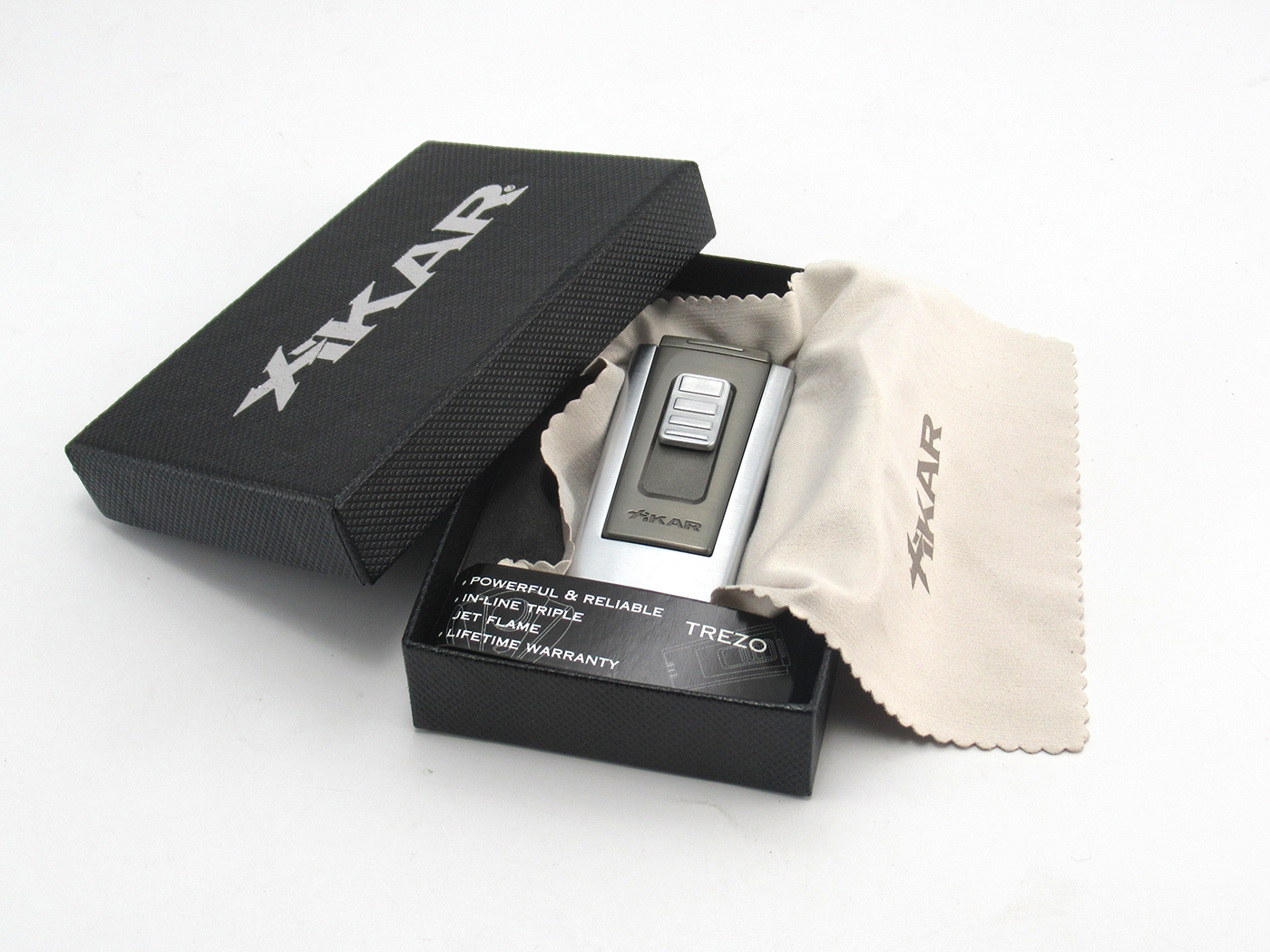 Premium Cigar Lighter Xikar Triple Jet Flame in Gunmetal - Image 2
