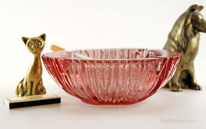 Rare Blenko Rose Glass Deep Bowl Ashtray