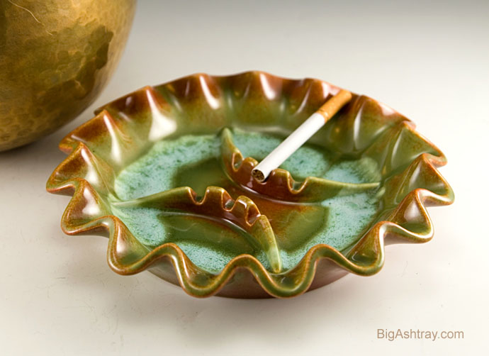 Red Wing Pottery Vintage Art Ashtray - Image 2