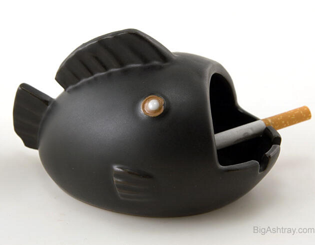 Retro Modern Fish Mouth Ash Receiver