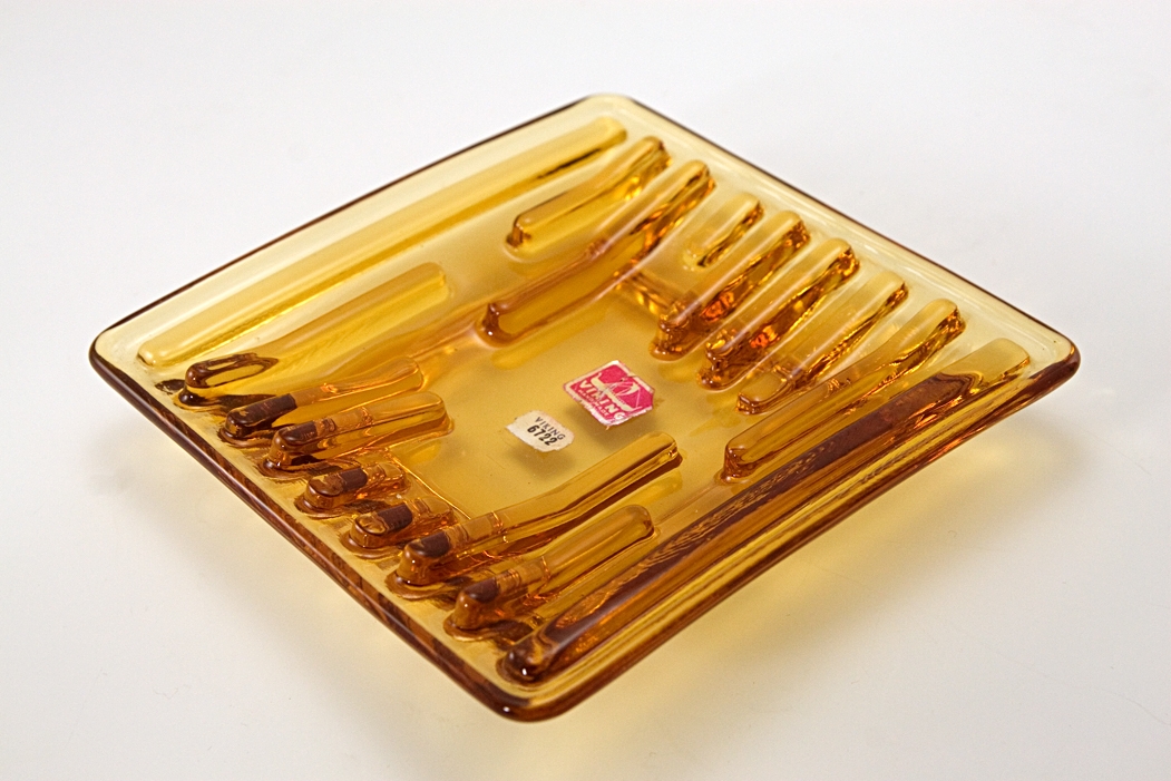 Modernist Multi-Rest Glass Ashtray in Amber - Image 2