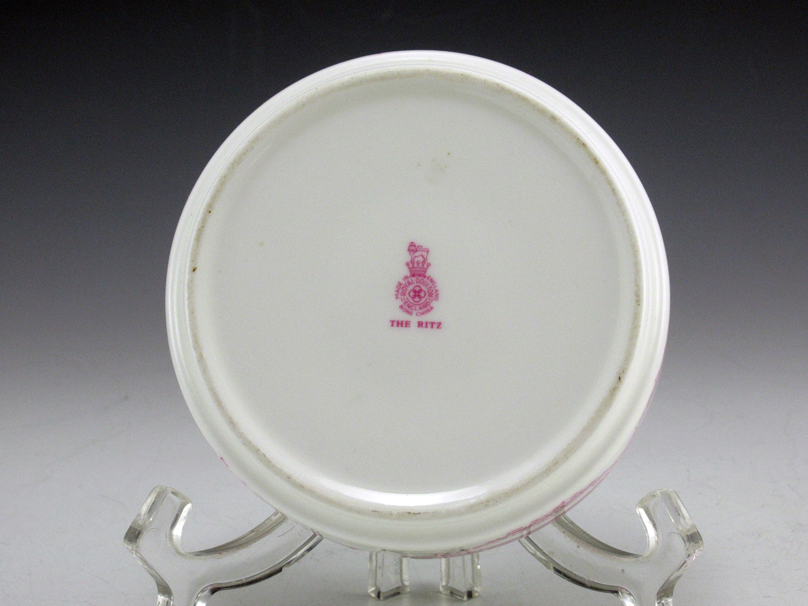 Ritz of London Ashtray Royal Doulton China Vintage - Image 3