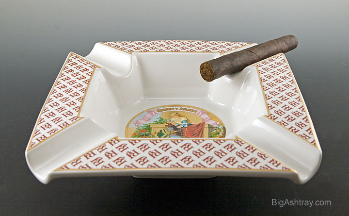 Romeo Julieta Porcelain Cigar Ashtray - Image 3