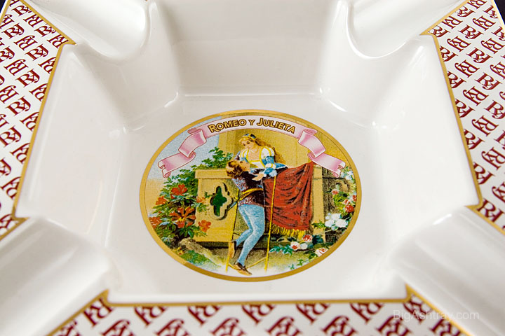 Romeo Julieta Porcelain Cigar Ashtray - Image 2