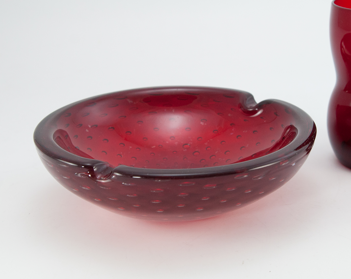 Ruby Art Glass Ashtray Mid-Century Italian - Image 3