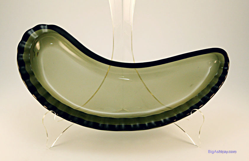 Immense Mid-Century Modern Kidney Bean Coffee Table Ashtray - Image 3