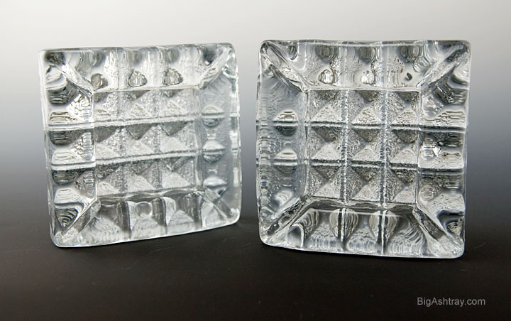 Set of Blenko Hand Made Glass Diamond Line Ashtrays - Image 2