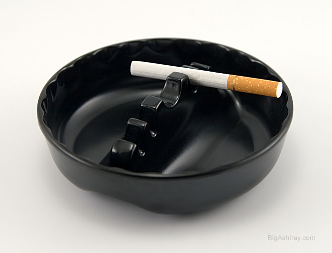 Outdoor Party Ashtrays Melamine Made in USA - Image 3