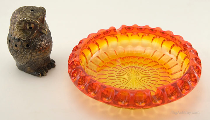 Tangerine and Lemon Retro Party Ashtray - Image 3