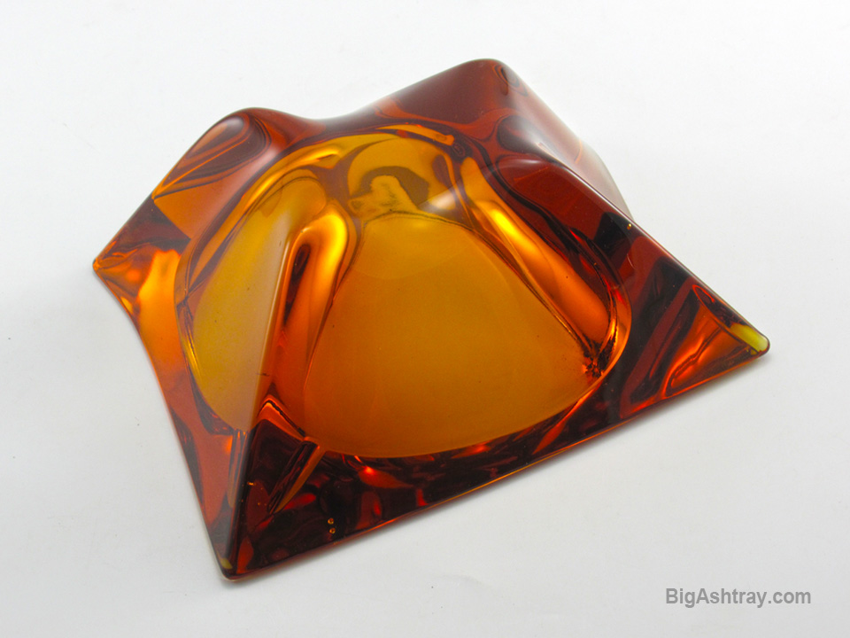 Dazzling Amber Crystal Ashtray Mid-Century Modern High Quality - Image 5