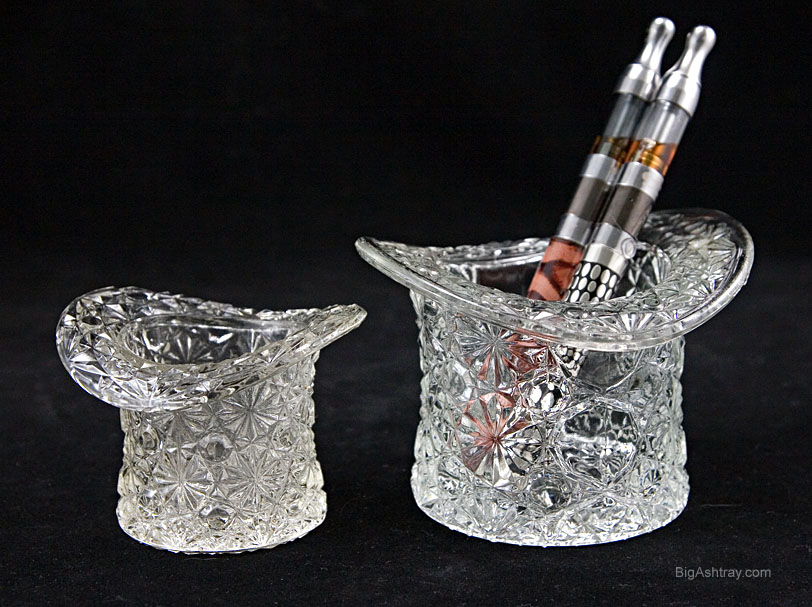 Vintage Depression Glass Buttons and Bows Smoke Set - Image 3