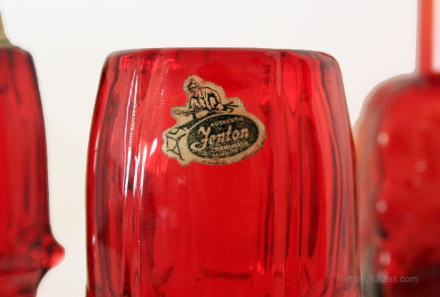 Vintage Fenton Art Glass Smoke Set - Image 5