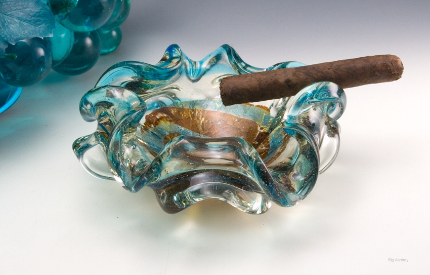 Vintage Beach Decor Murano Art Glass Ash Bowl - Image 4