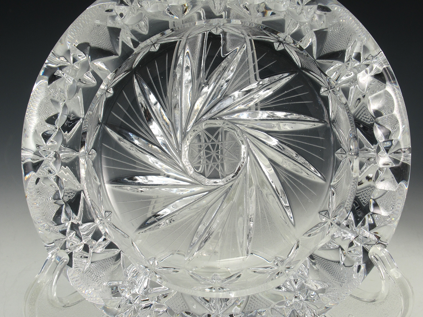 Crystal Ashtray Bohemian Czech High Clarity - Image 4